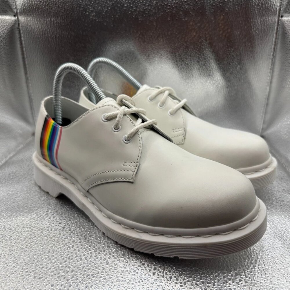 Size 6 Dr. Martens White Mens Lace-Up Pride Derby Rainbow Leather Shoes 27522